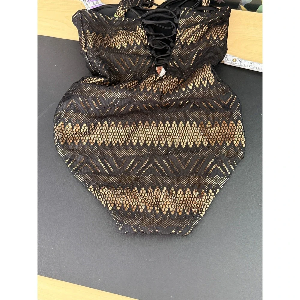 Cosita Linda Black Gold Metallic Lace Up Overlay One Piece Swimsuit‎ Resort Sz S